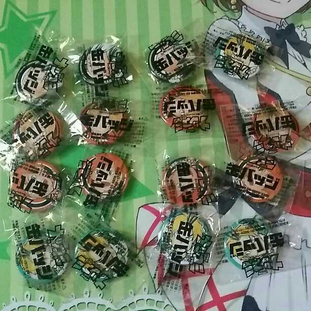 ナツコミ缶バッジ