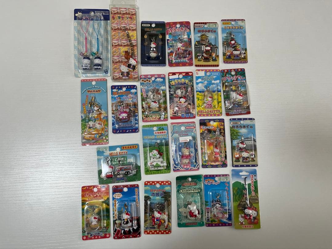 ハローキティ ストラップセット 複数デザイン　約176個