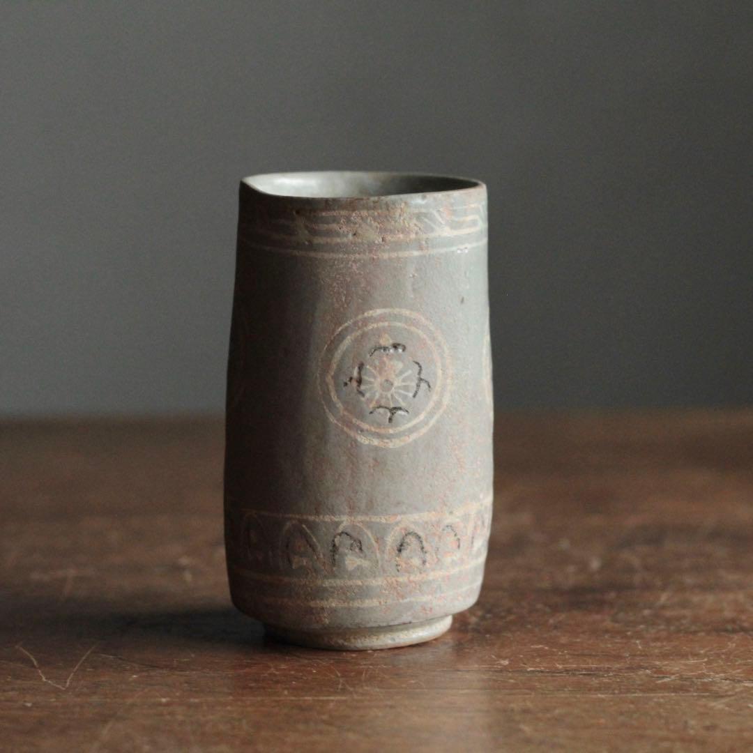 狂言袴 筒盃 筒碗 李朝筒盃 朝鮮美術 ぐい呑み 古美術 古道具 アンティーク