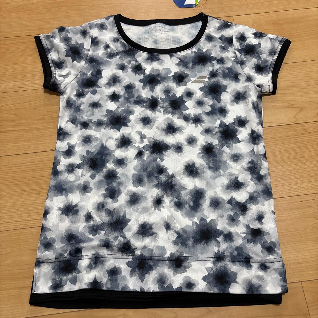 新品タグ付き‼️バボラ　テニスウェア　上下セット　トップス　スコート　花柄　O