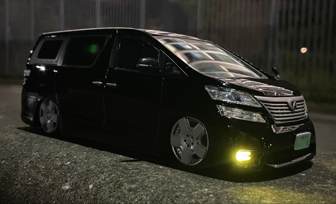 カラーサンプル　202ブラック　1/24 20ヴェルファイア　カスタム品