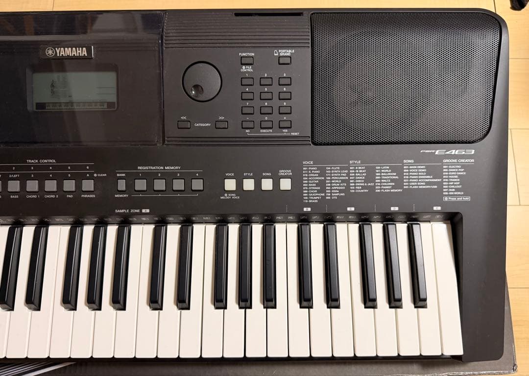 美品　YAMAHA PSR-E463 電子キーボード