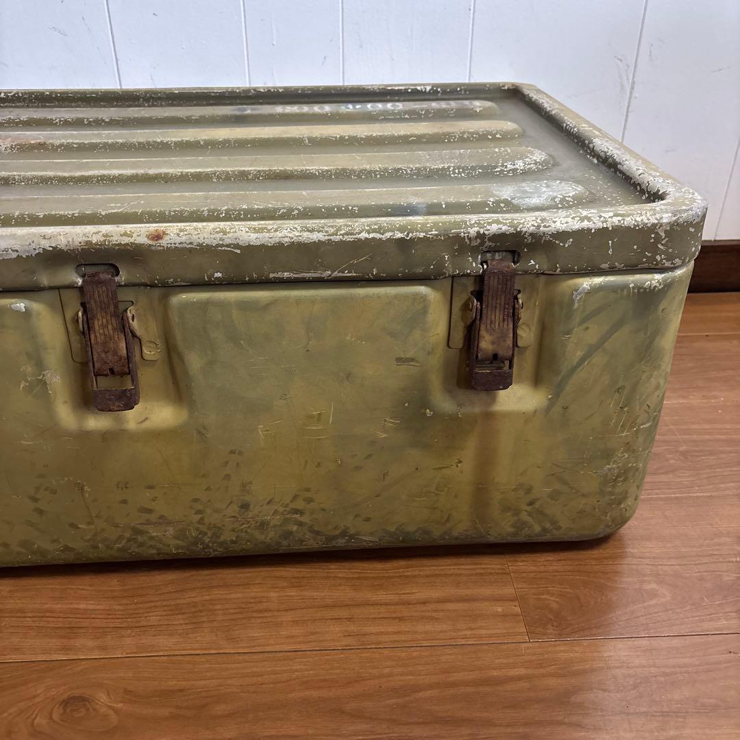 米軍　実物　アルミコンテナ　送料無料