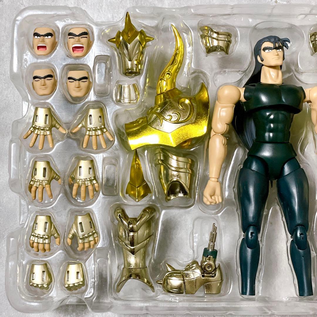 聖闘士聖衣神話EX タウラスアルデバラン (神聖衣) 初回特典付き フィギュア