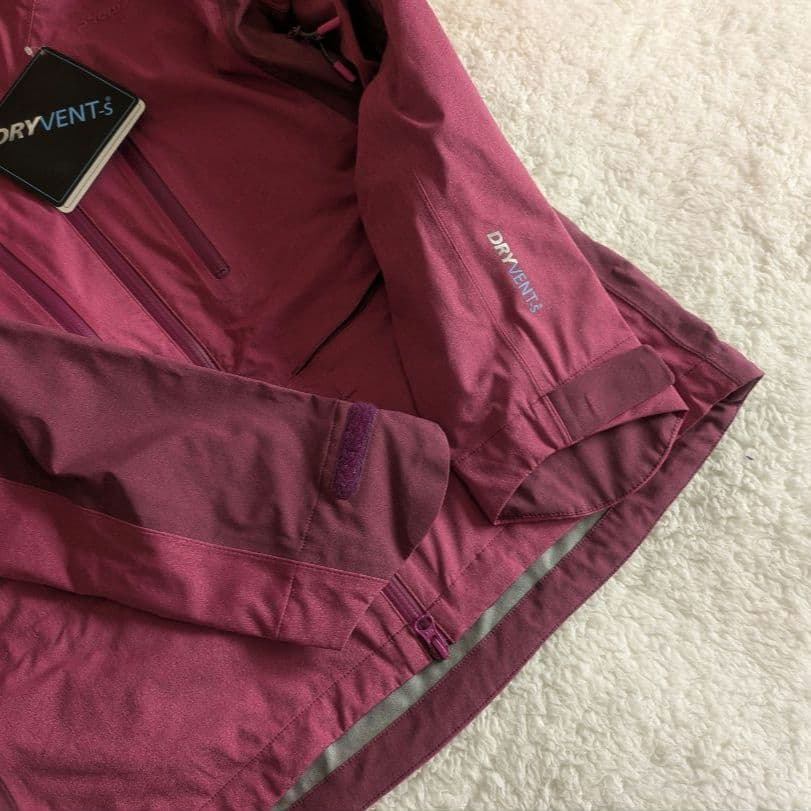 新品 phenix スキーウェア　ジャケット 収納袋付き