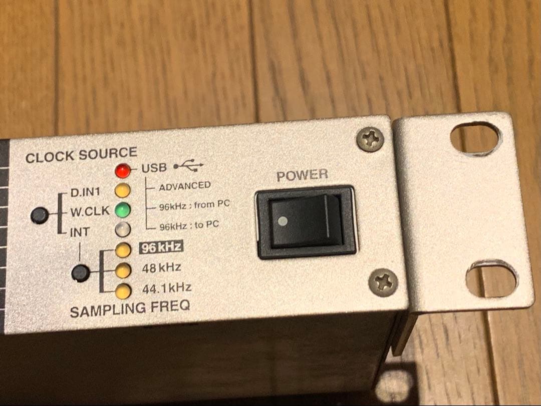 Roland M-1000 デジタルラインミキサー