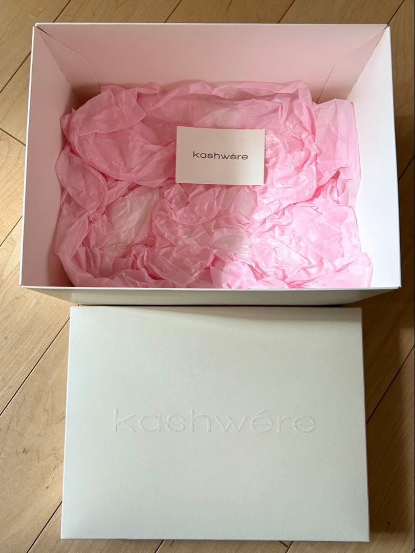 新品未使用　kashwére カシウエア　ブランケット　帽子　セット