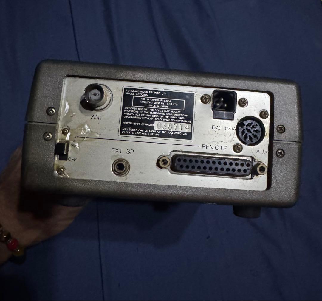 AOR AR-3000A 受信機　作動品