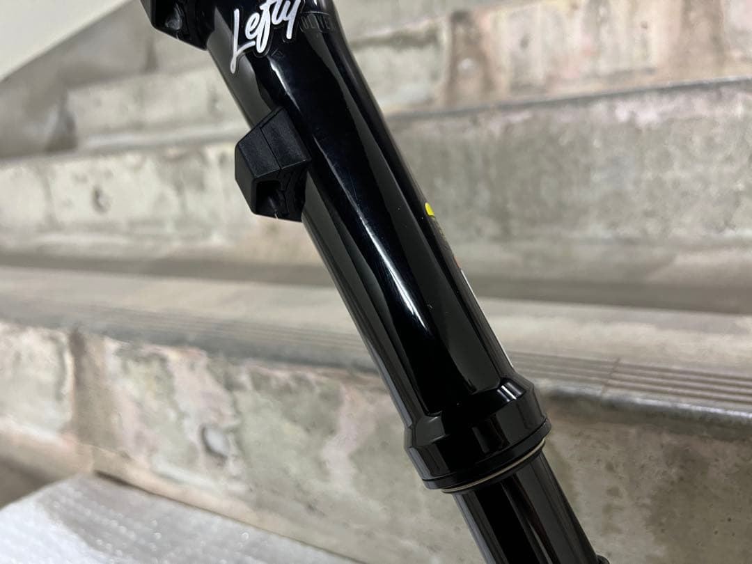 Lefty Oliver 30mm アルミコラム