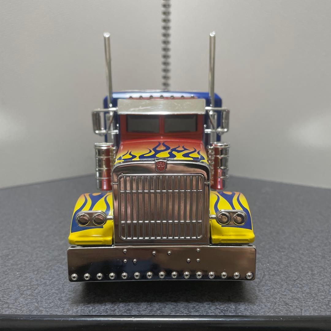 Jadaトイズ　1:24 トランスフォーマー オプティマス プライム ミニカー