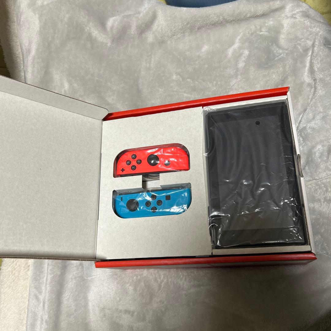 美品⭐︎Nintendo Switch 本体 赤/青