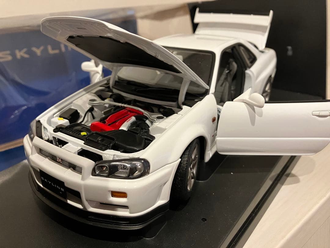 1/18 オートアート スカイライン GTR R34 V スペック