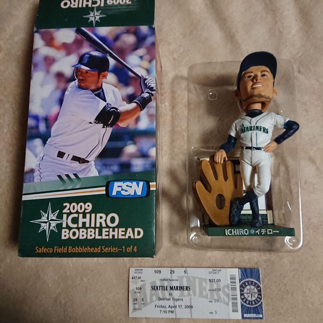 ★★イチロー 2007-09年 球場限定配布 ボブルヘッドドール 当日チケット付
