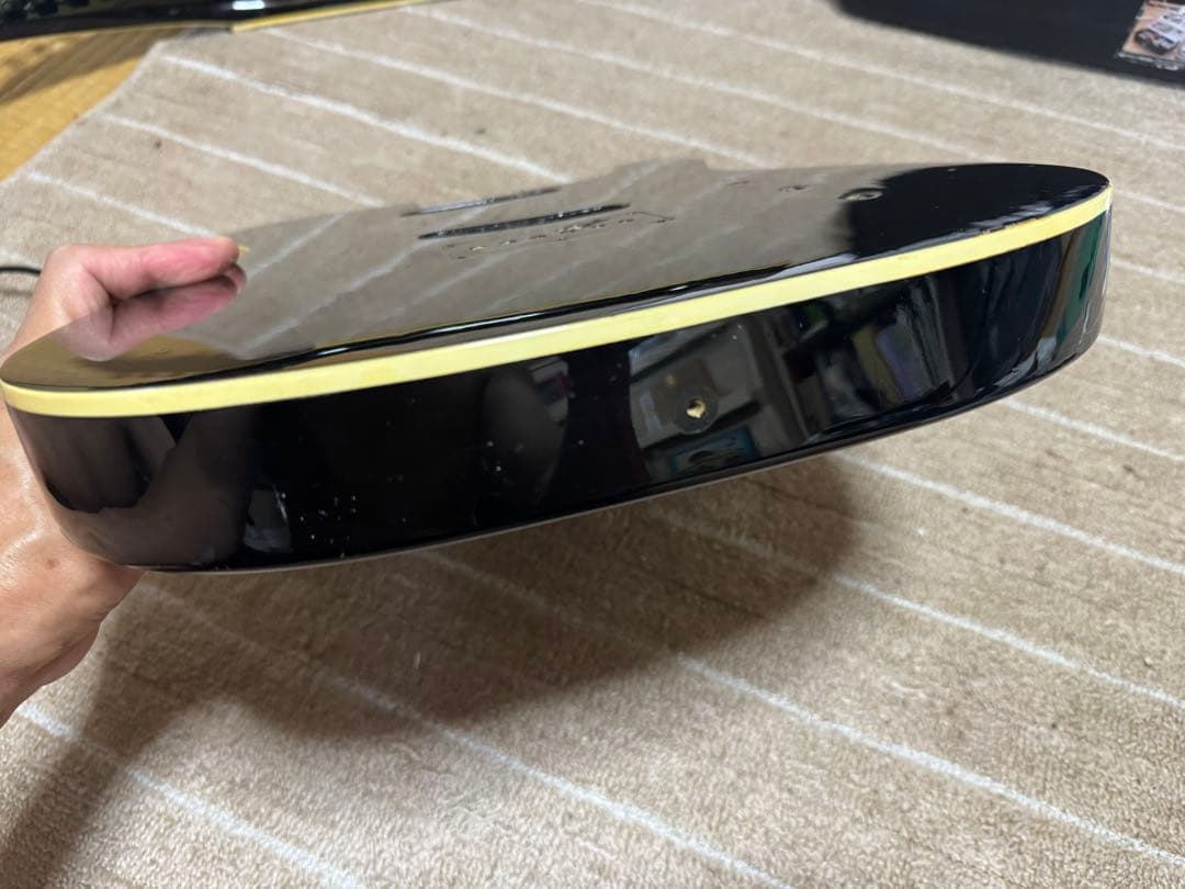 TEJ70か75のボディーのみ　フェルナンデス　幾何学模様ライン入り