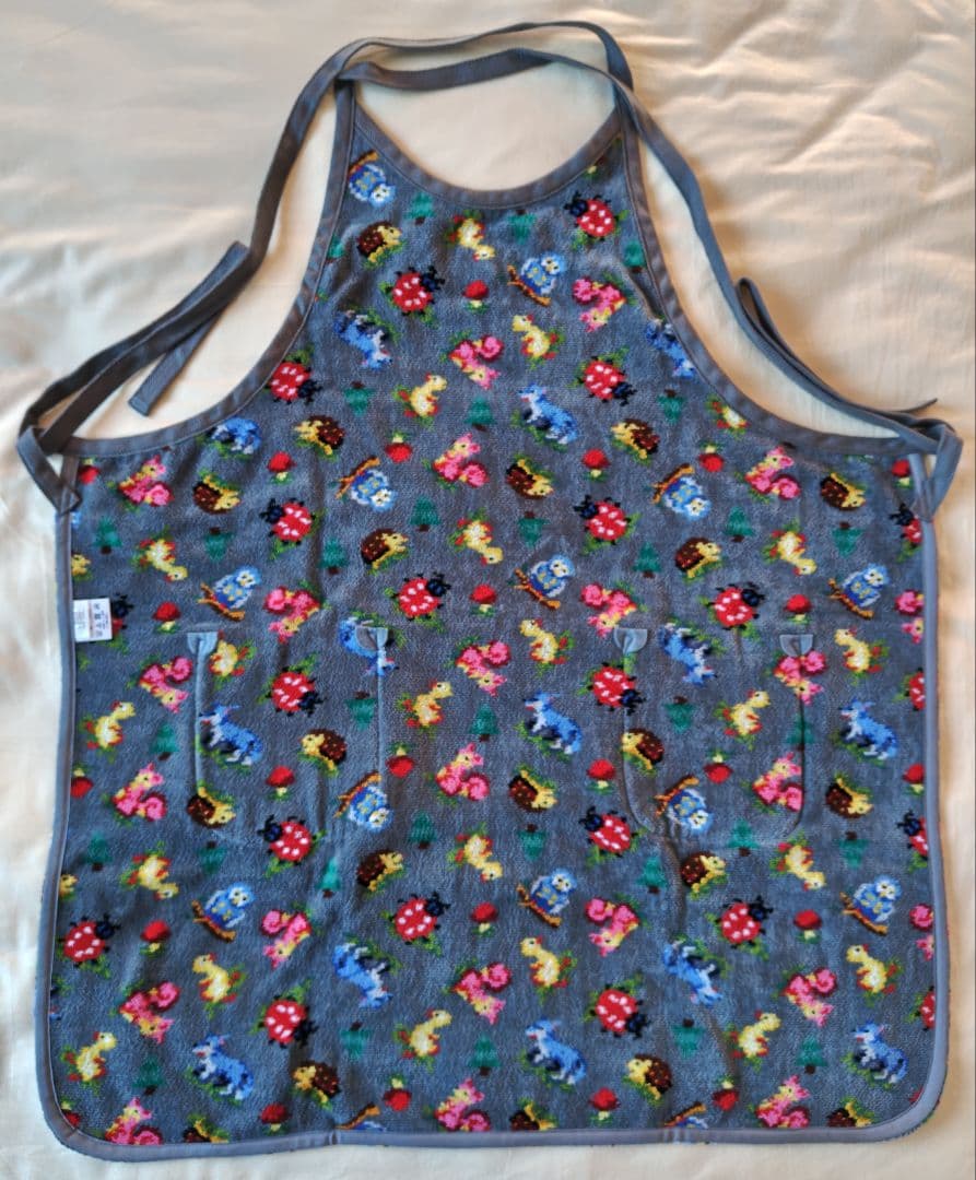 【新品未使用】ハイジフレンズフォレスト グレー エプロン