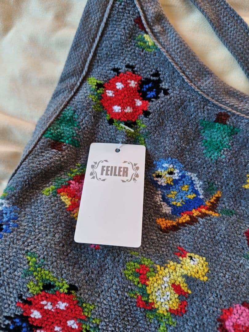 【新品未使用】ハイジフレンズフォレスト グレー エプロン