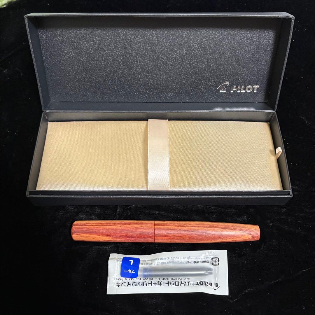 Stylo Art Karuizawa 万年筆シラネ チューリップウッド 金ペン