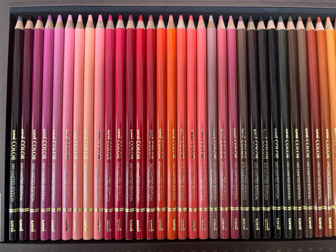 三菱鉛筆 ユニカラー240色セット リミテッドエディション限定生産品 uni