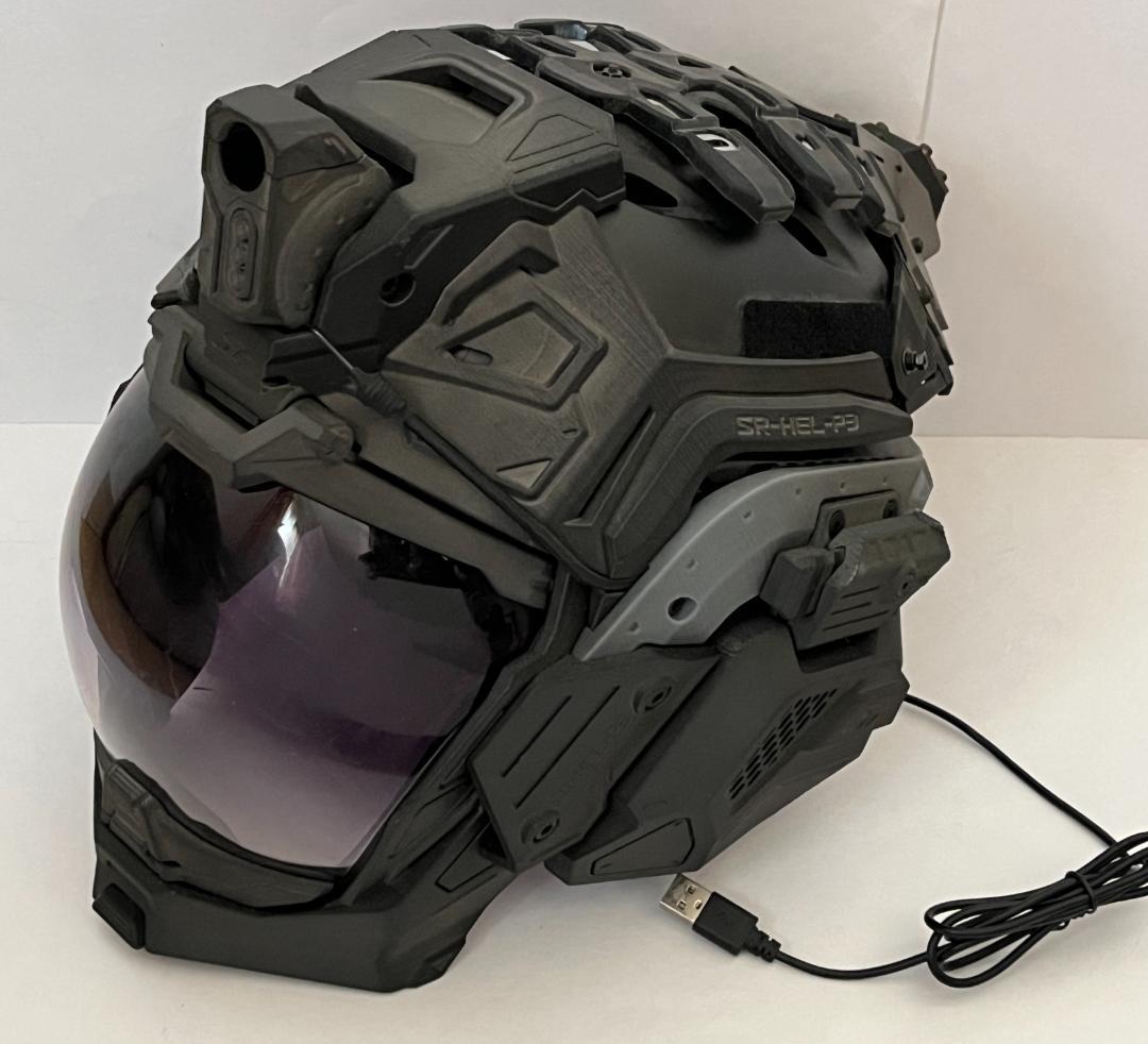 SRU SR-HEL-P3 タクティカルヘルメット 装飾パーツ付 FAN付