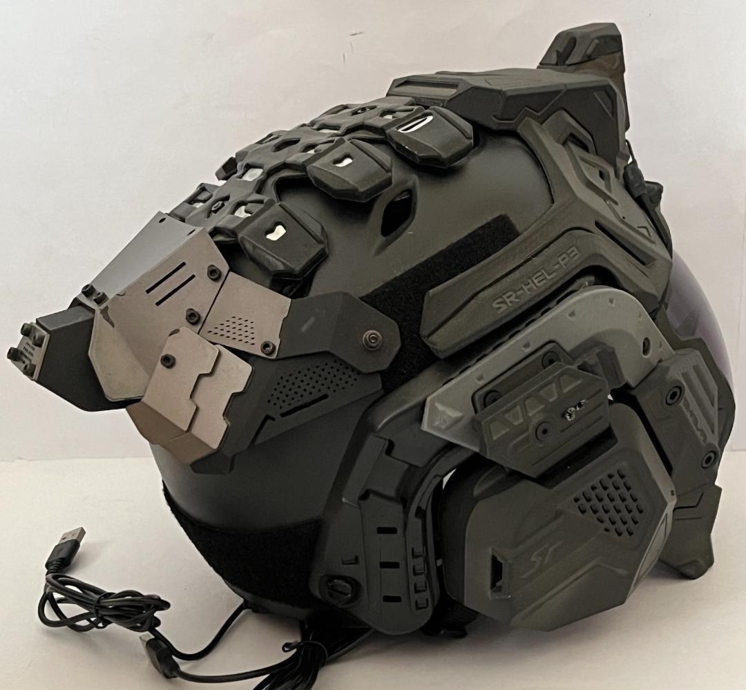 SRU SR-HEL-P3 タクティカルヘルメット 装飾パーツ付 FAN付