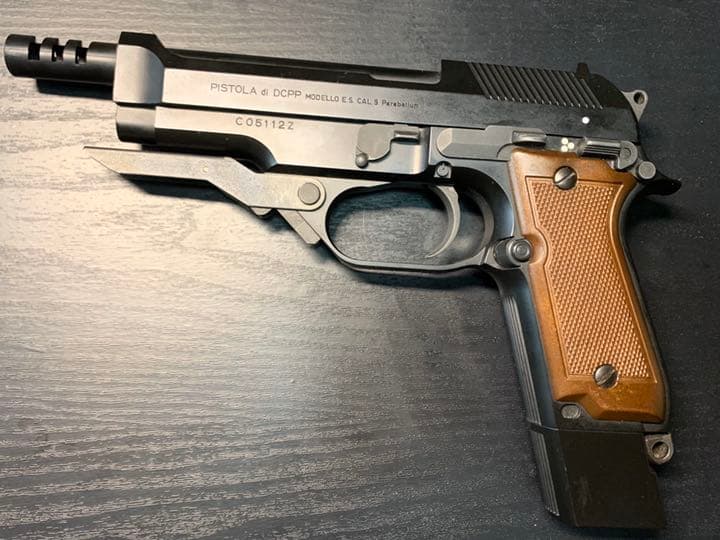 東京マルイ　電動ガン　M93R