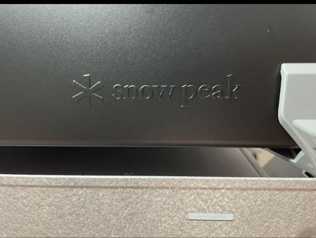 シェルフコンテナ25 マットブラック塗装+レッグ　 peakスノーピーク