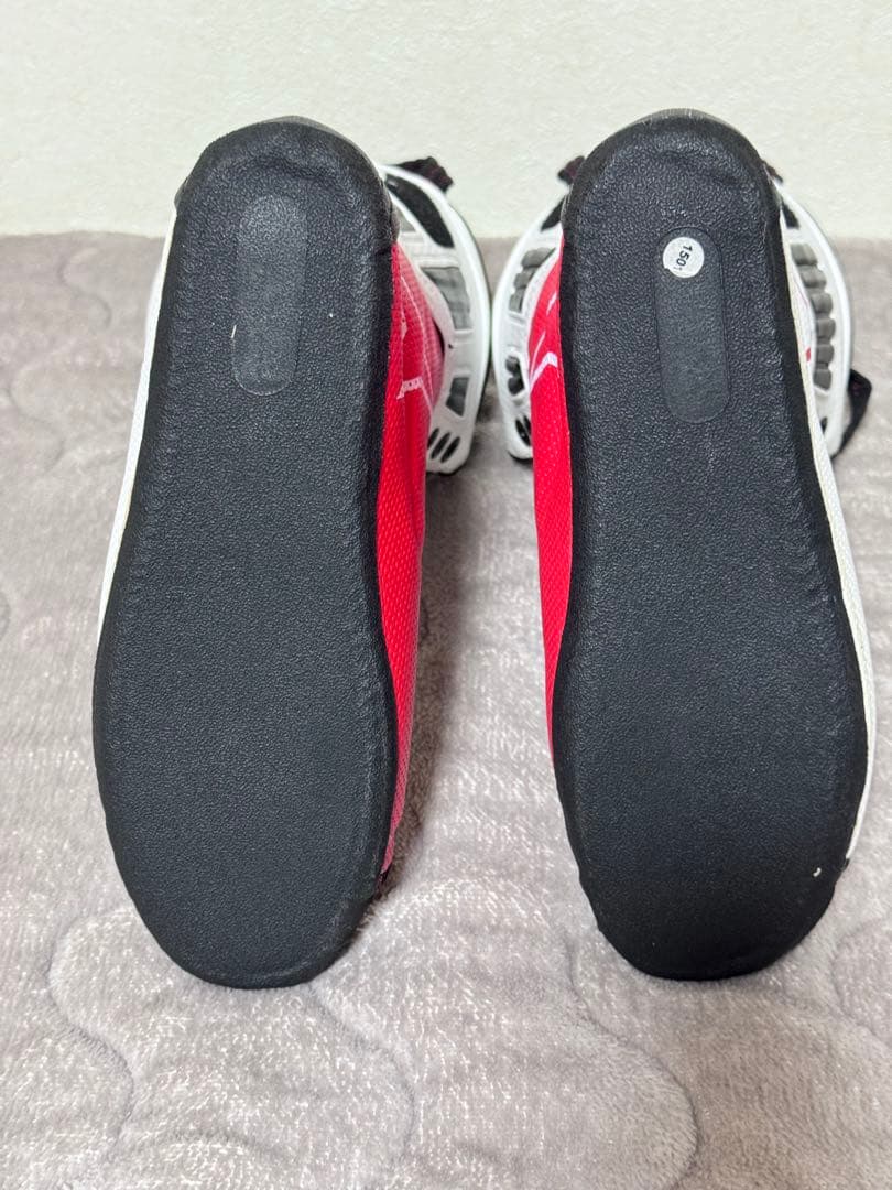 未使用　ATOMIC インナーブーツ　23.5