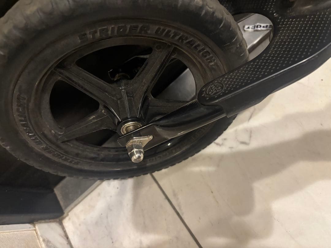 STRIDER スポーツモデル バランスバイク ブラック