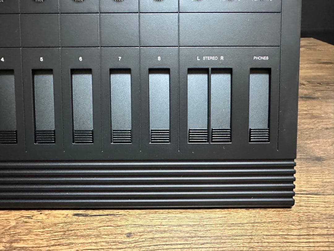 未使用に近い美品　YAMAHA KM802 アナログミキサー　取り扱い説明書付き