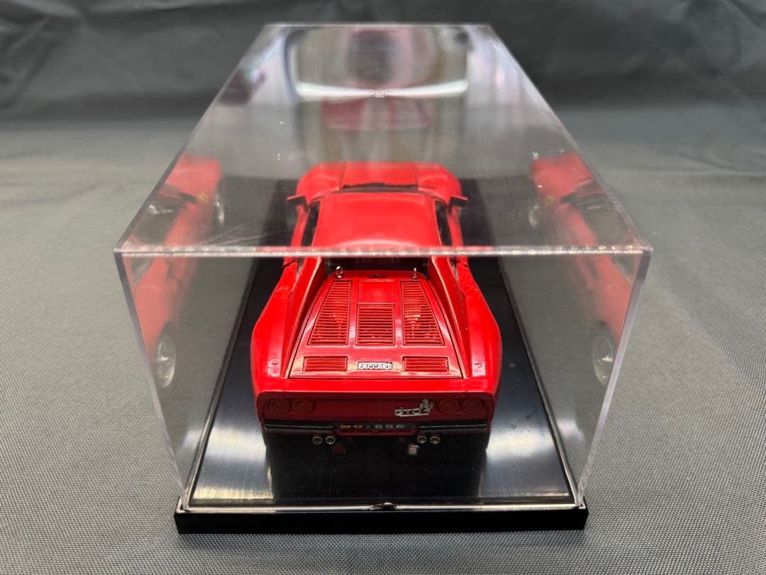 Ferrari 308 1/18スケール ミニカー
