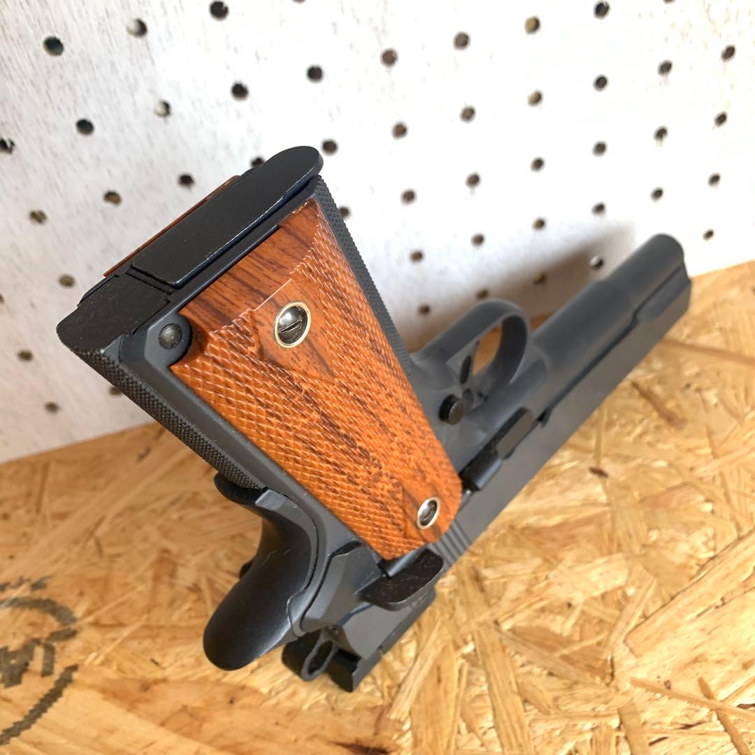 S2S M1911 ハンドガン エアコッキング ブラック シルバー木製柄グリップ