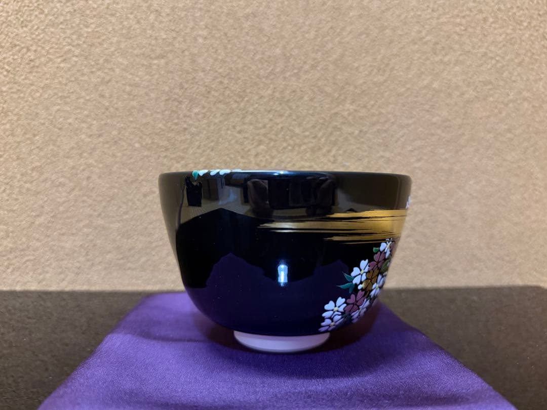 京焼　中村能久　黒釉　夜桜之図　茶碗　共箱