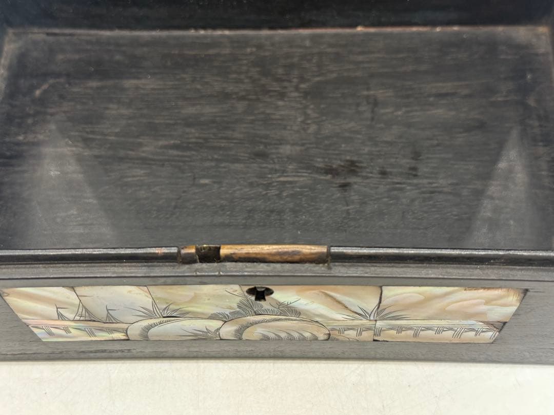 中国　清時代　螺鈿圖紅木箱　アンティーク　送料込み251108