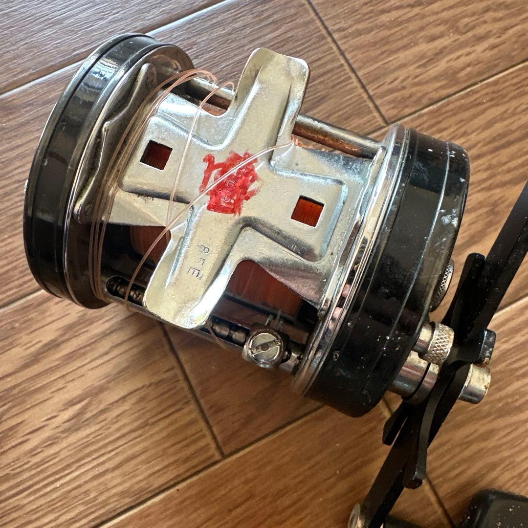 ABU Ambasseur 7000C オレンジ糸