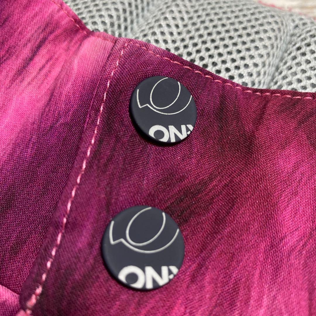 【極美品】ONYONE スキー　スノーボード　ウェアセット（Ｍ）レディース