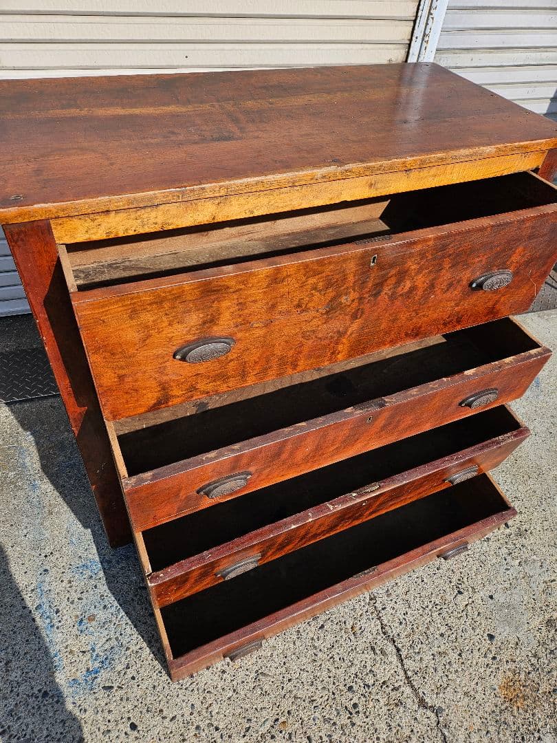 日本のアンティーク 欅の古いチェスト 無垢材 洋箪笥 引出し 収納 古家具