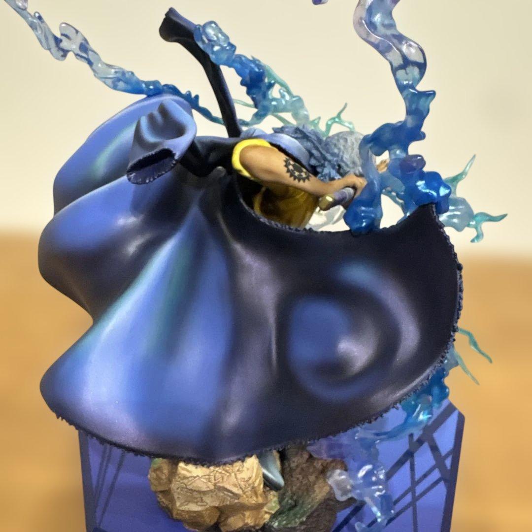 pop maximum トラファルガー　ロー