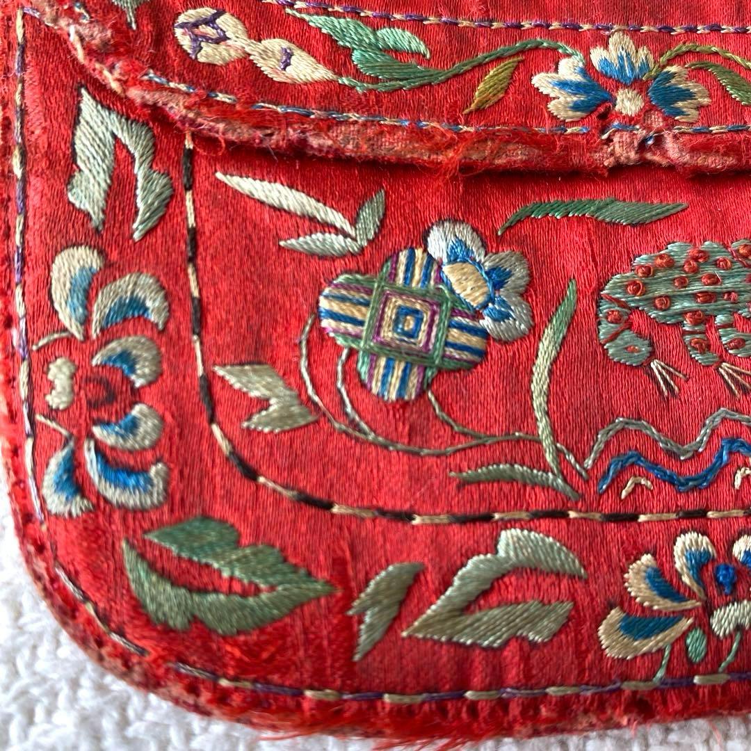 アンティーク シルクロード チャイナ チベット 赤シルク古刺繍 3口袋 時代物