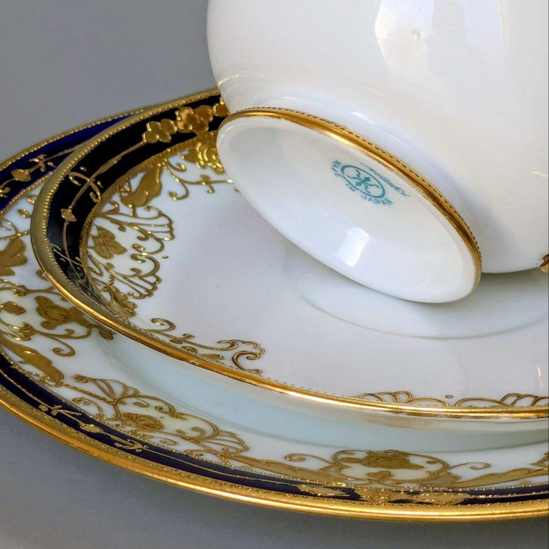 オールドノリタケ銘品　金盛上藍帯連鎖装飾紋　カップ＆ソーサー＆プレート　トリオ