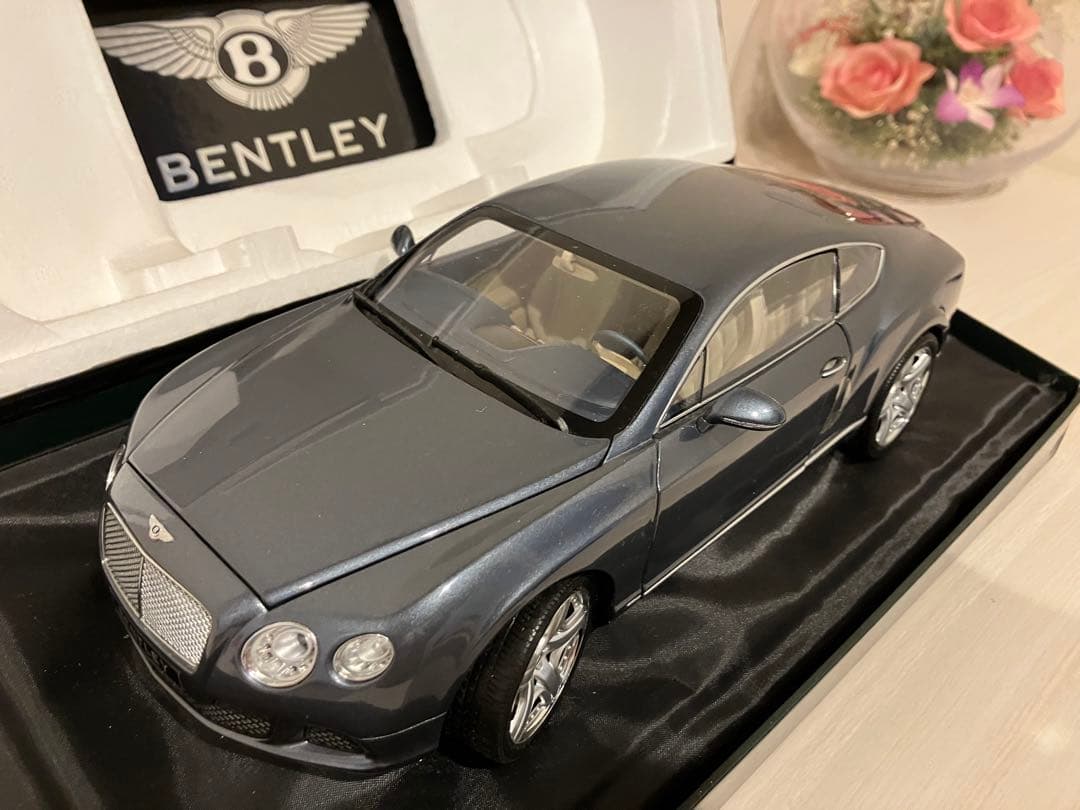 1/18 PMA ミニチャンプス ベントリー Continental GT