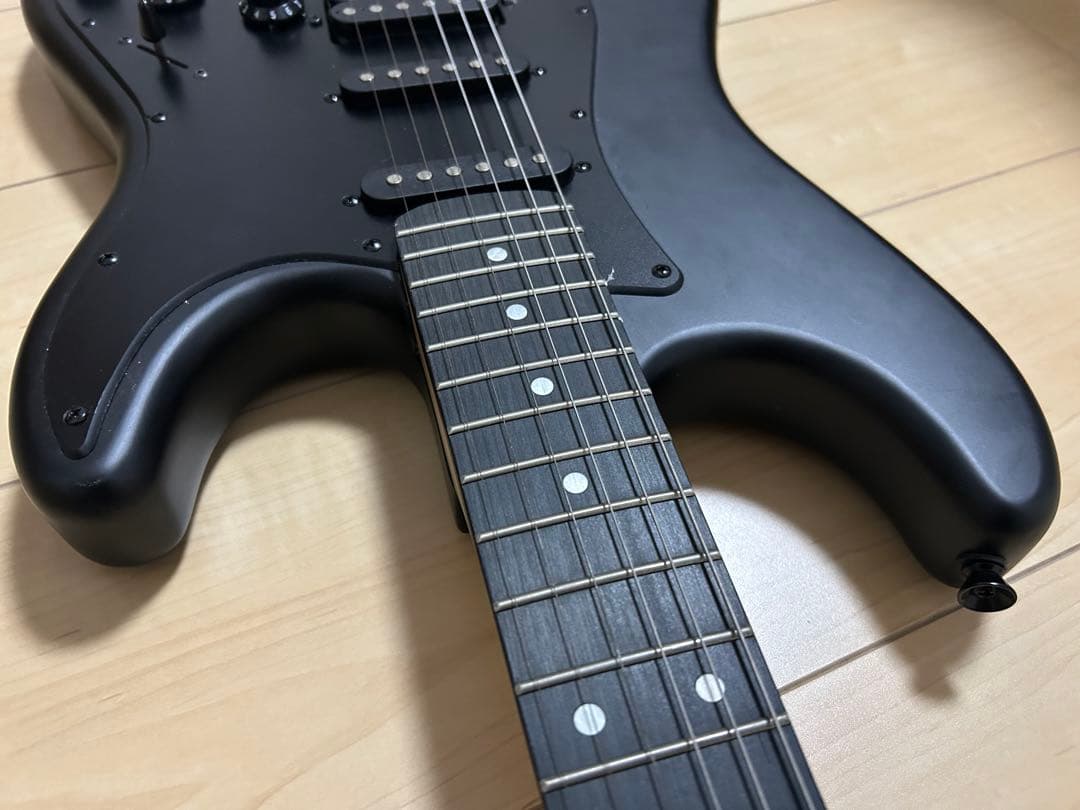 エレキギター マットブラック