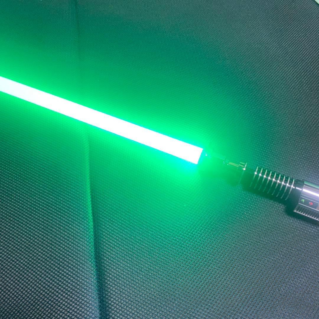 スターウォーズ　カスタムライトセーバー　rgb ルーク　風