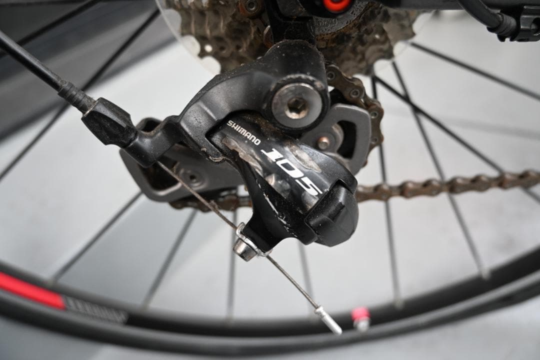 TREK DOMANE 4.3 フルカーボン　ロードバイク