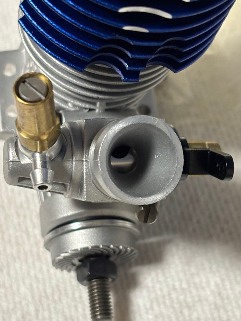 a*n様 O.S. 12TGエンジン 未使用品