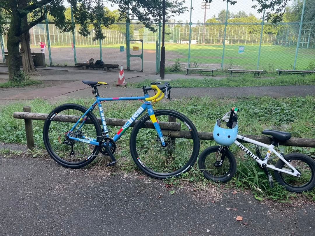 CINELLI グラベルロード ZYDECO LALA（ジデコララ）引取限定