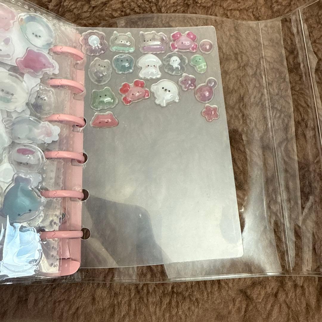 シール帳　完成品　たまごっち