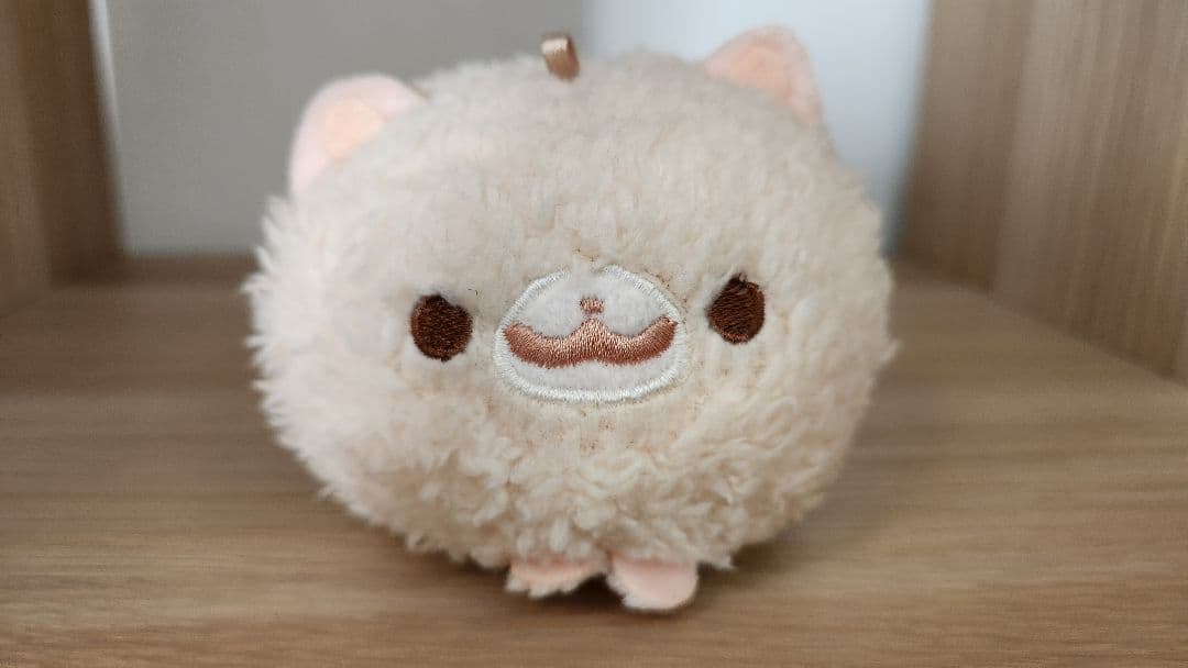 ポメラニアンもち マスコットぬいぐるみ