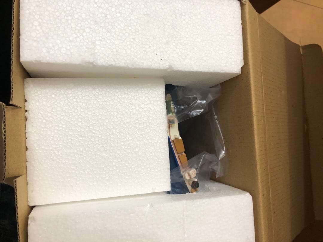 い*ち様 「レア」スタジオジブリ 崖の上のポニョ 劇場用オブジェ 非売品 おまけ