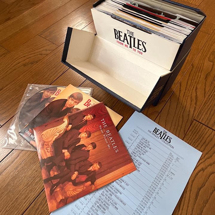 ★美品 UK盤 The Beatles singles collection