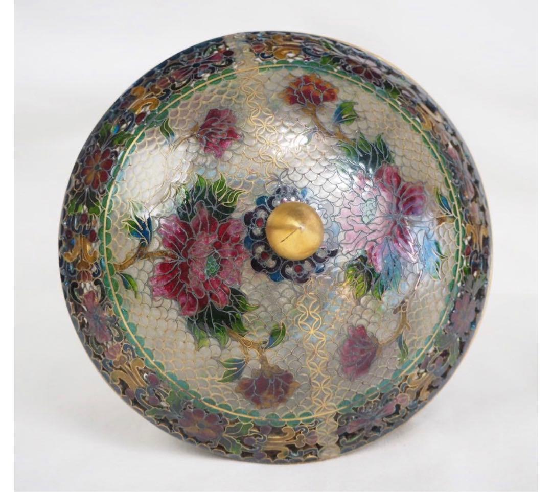 送料無料　時代物　省胎七宝蓋物　高12.5ｃｍ